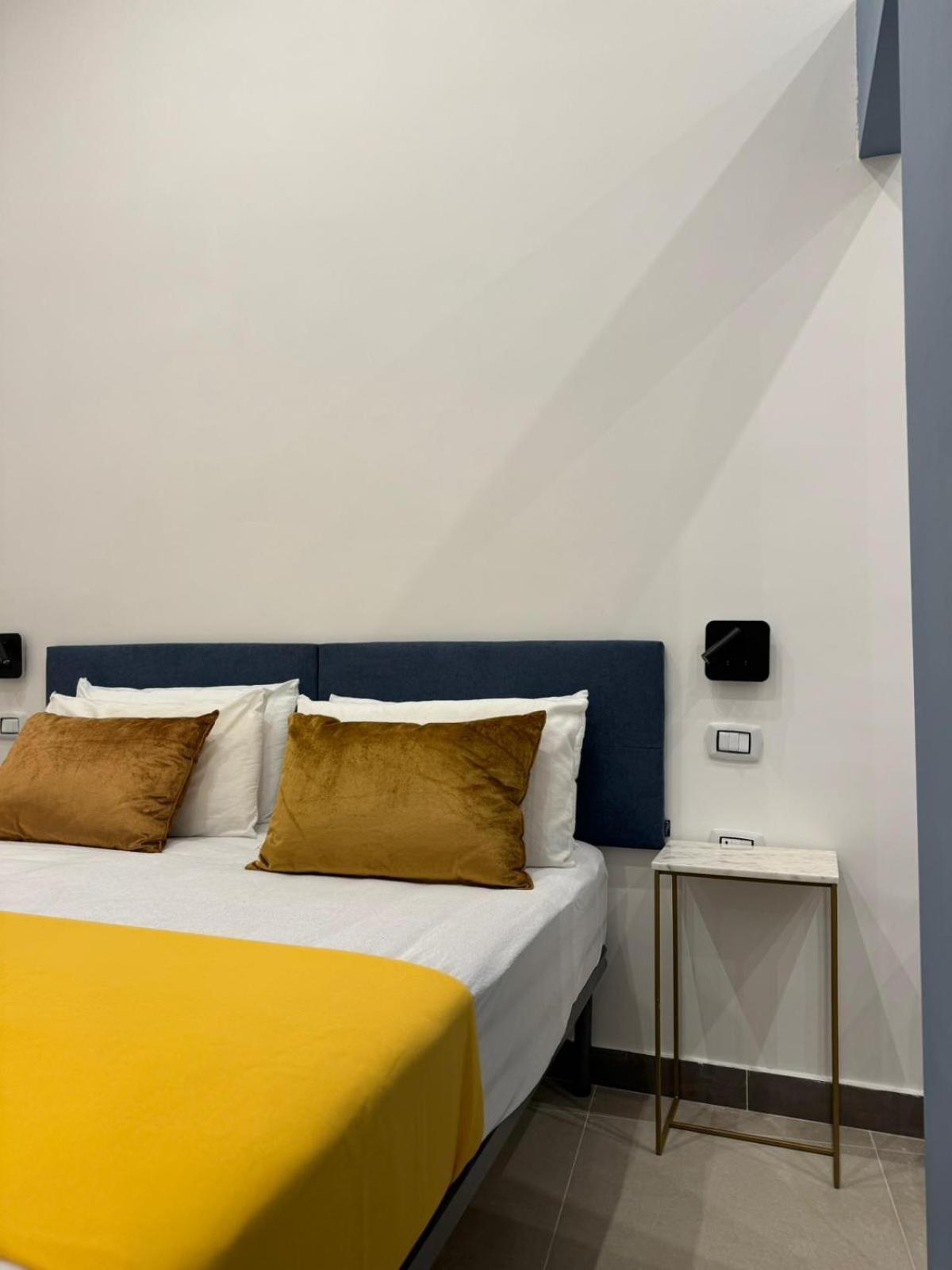 Art Suite San Liborio Naples Exterior photo